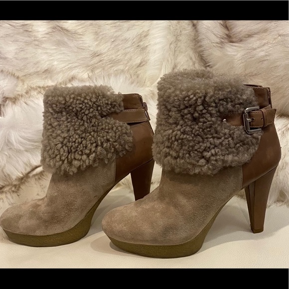 Taupe Suede genuine Leather beautiful Ankle Boots BEAUTIFUL - Picture 3 of 16
